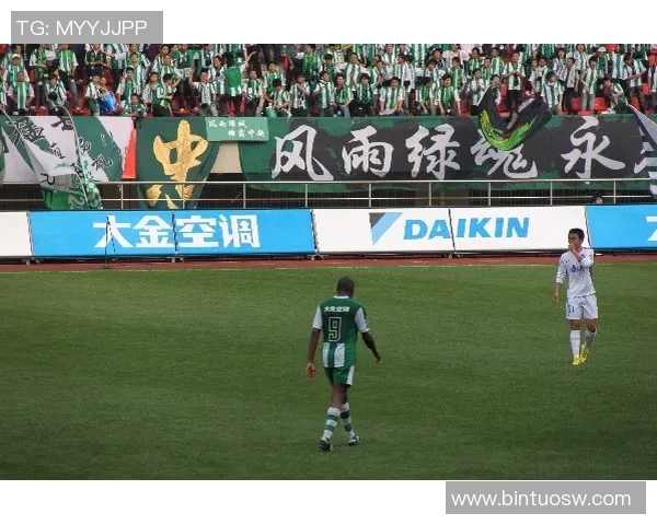 杭州足球队在联合会杯中的速度表现分析与点评