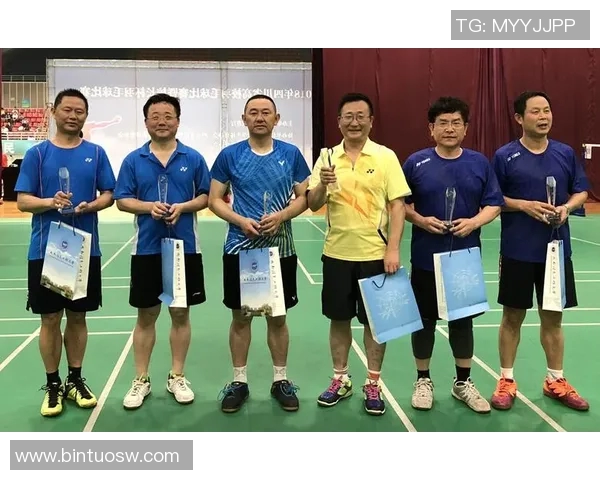 重庆羽毛球队的精神追求与发展历程探讨 重庆羽毛球队的精神追求与发展历程探讨